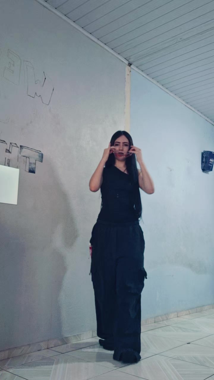 @๐โ๐๐ฆ_๐๐ข๐๐๐๐๐_๐ซ