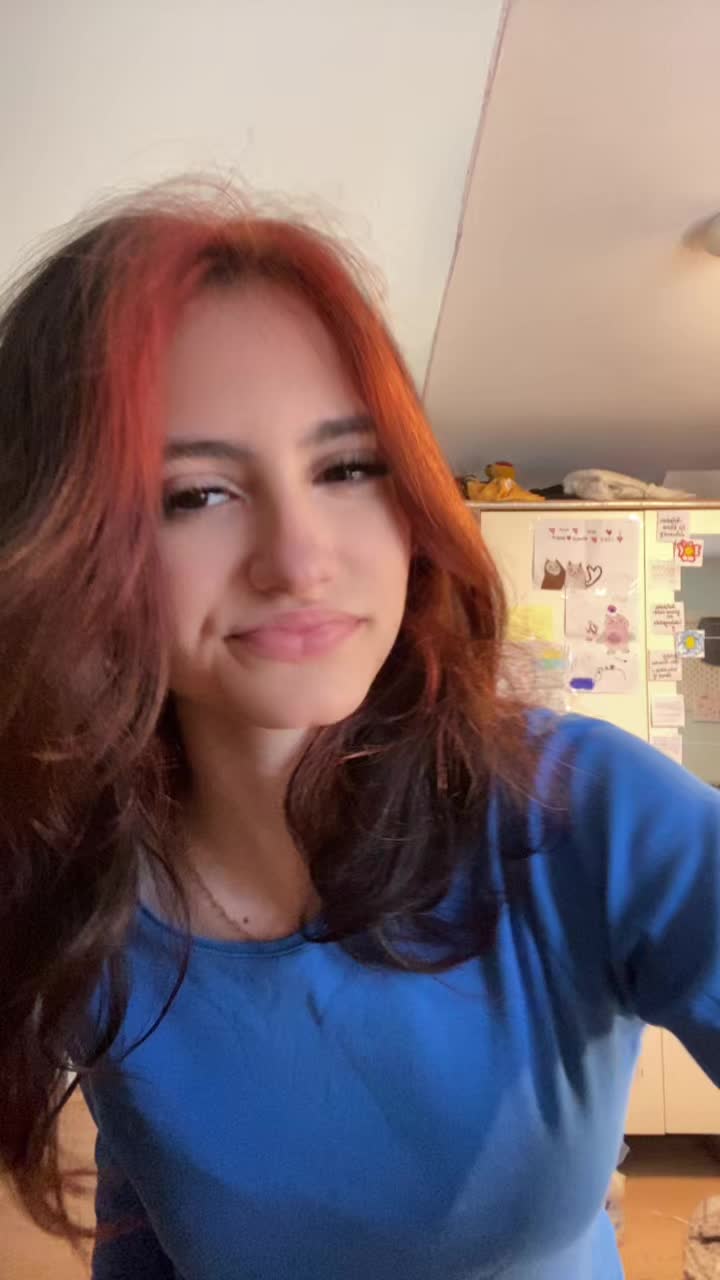 @Julie❦