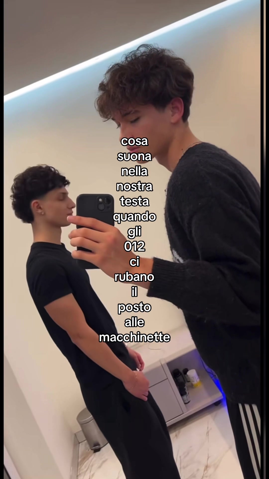 @✟