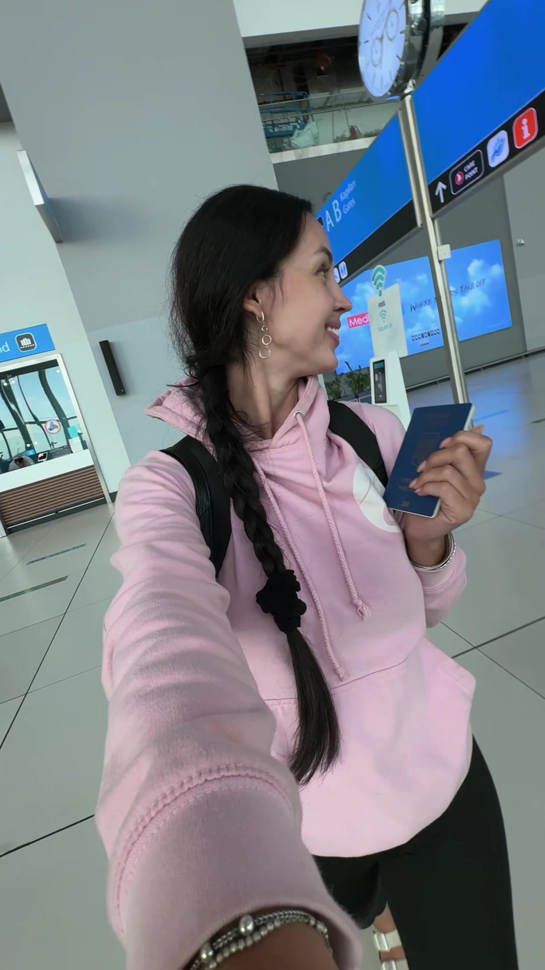 @Goddesslavitabella