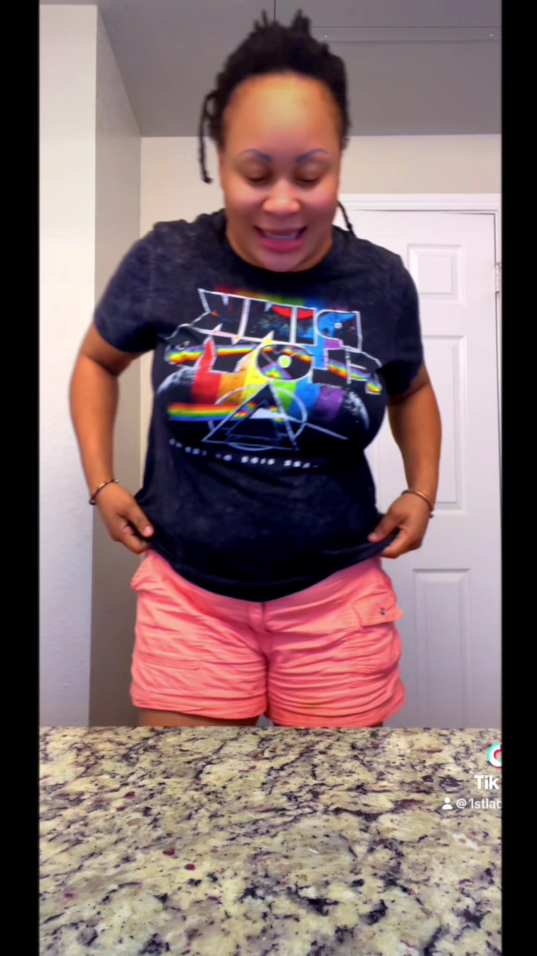 @1stladyone