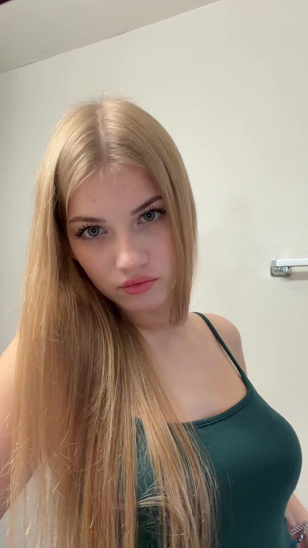 @🎀