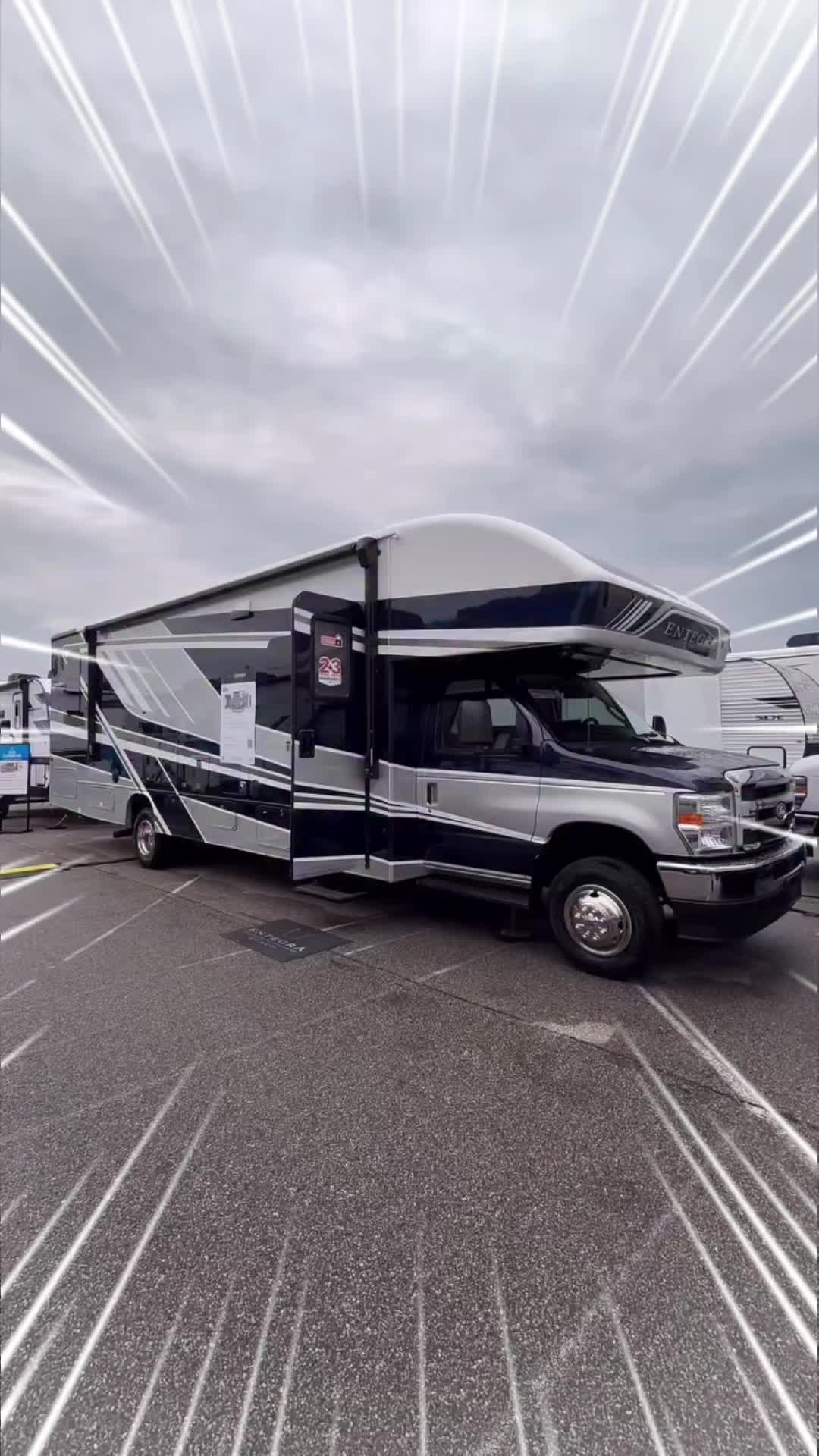 @Caravan & RV World 🚐