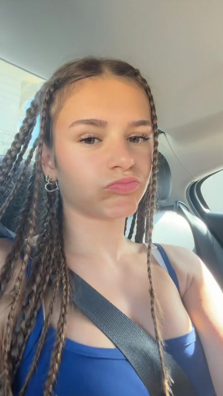 @NottStella😝