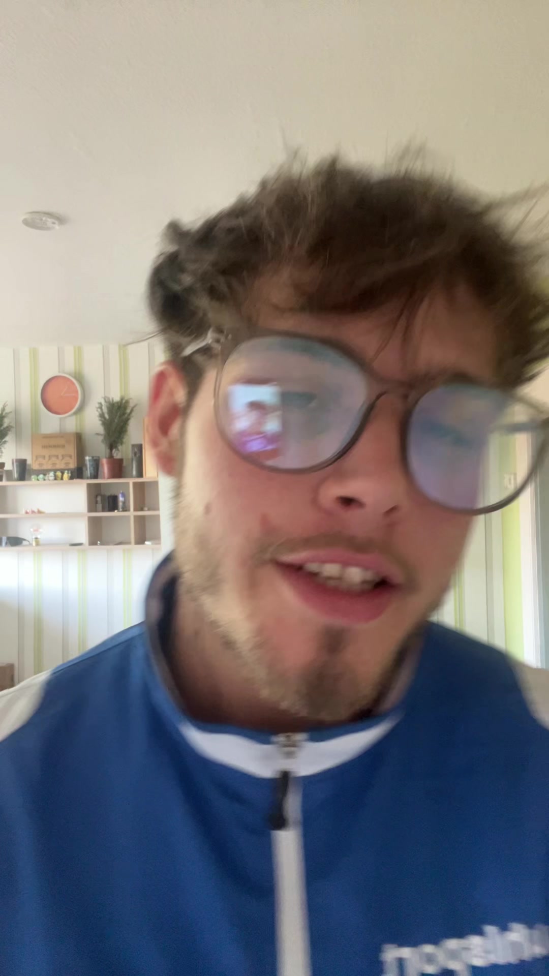 @M4NY