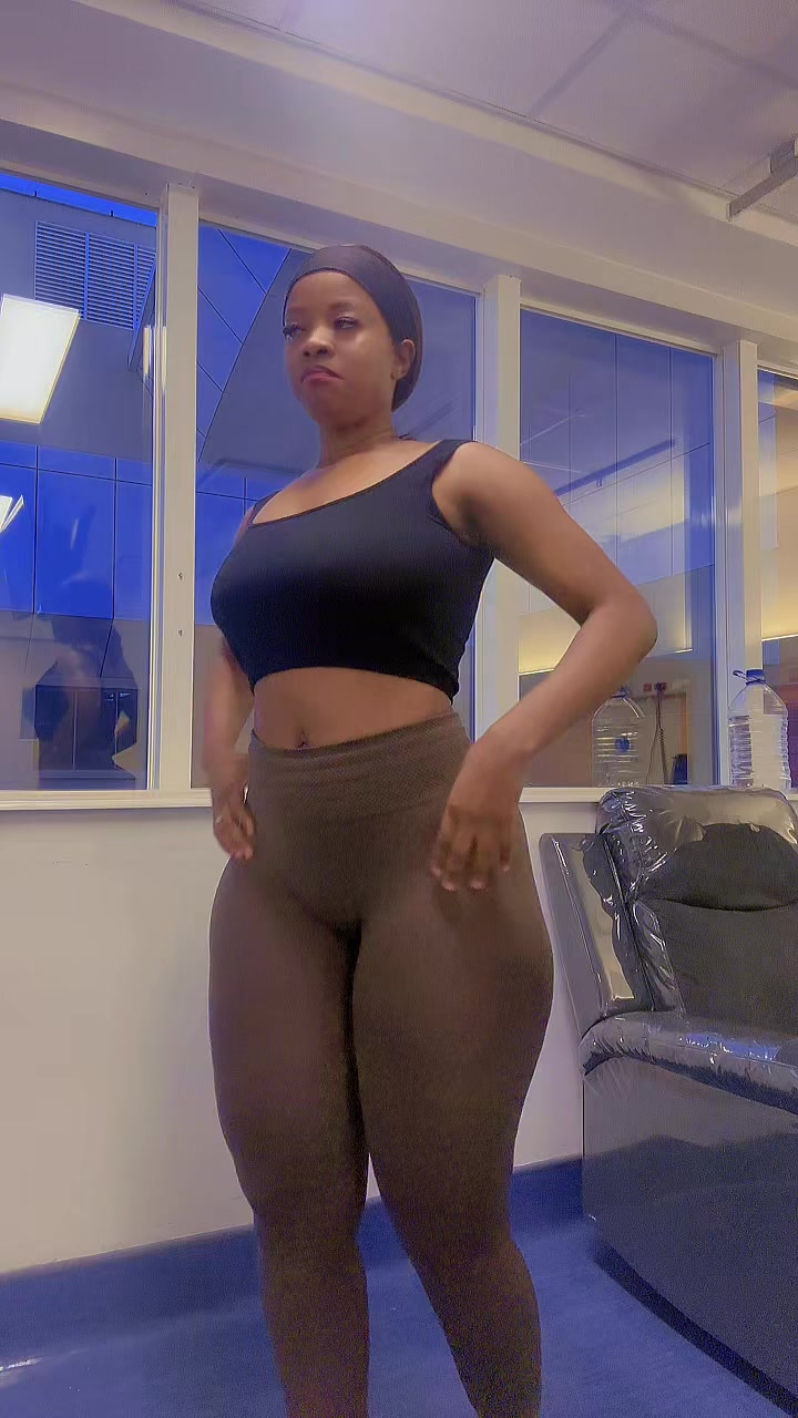 @Chrissysiviya