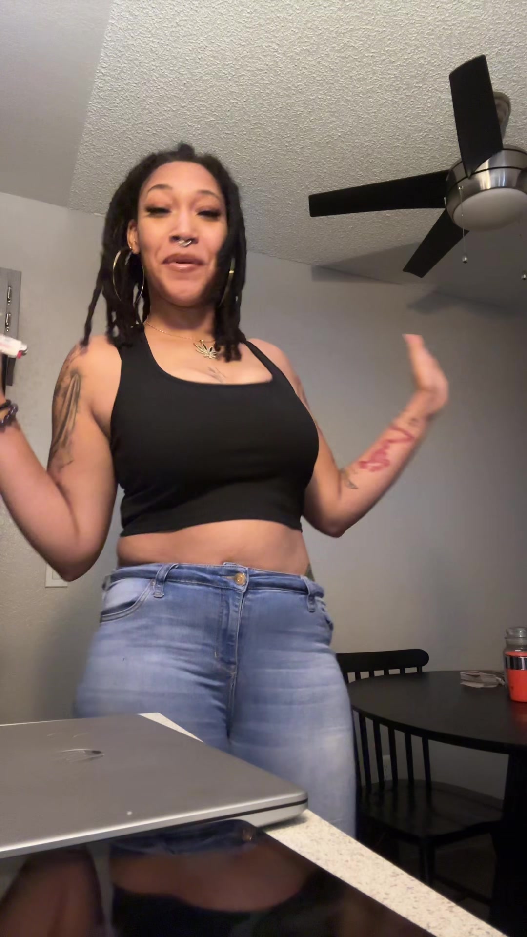 @Lanay