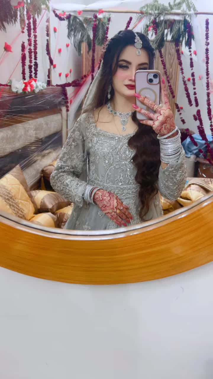@Emaan🕊️✨