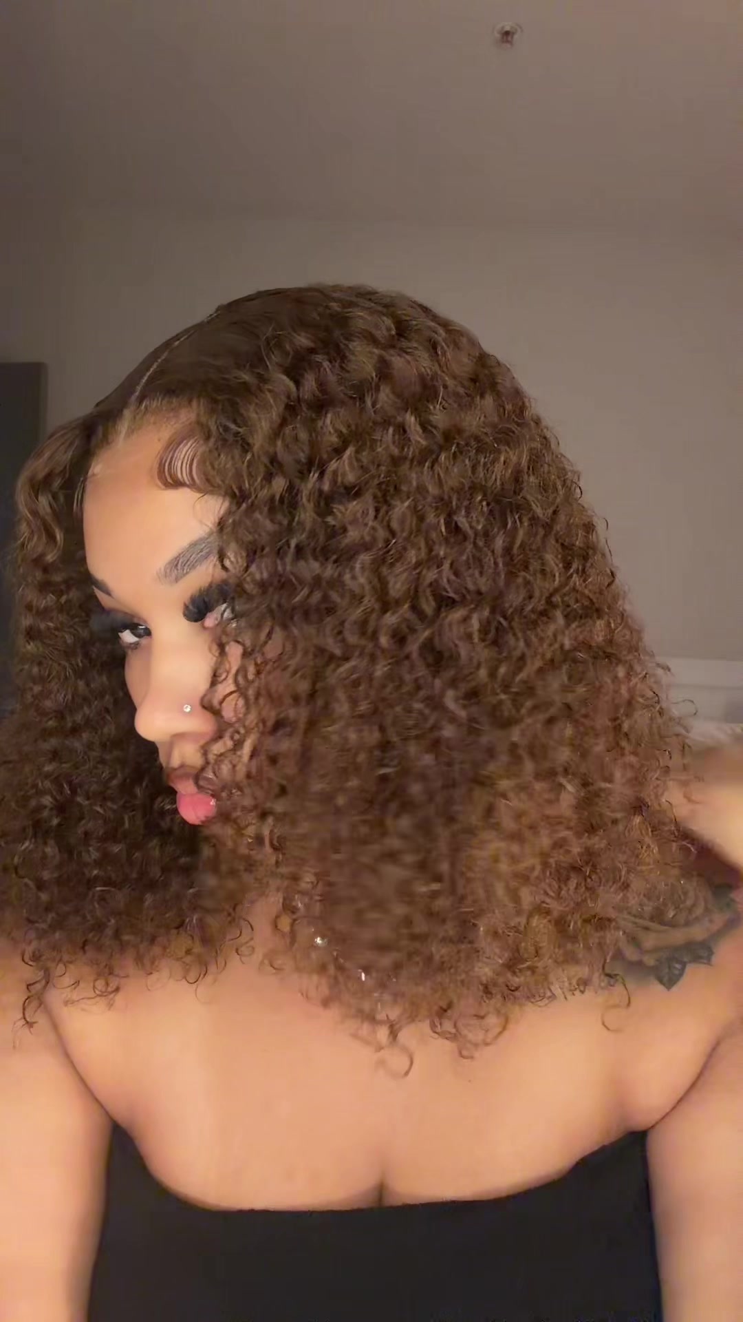 @monique