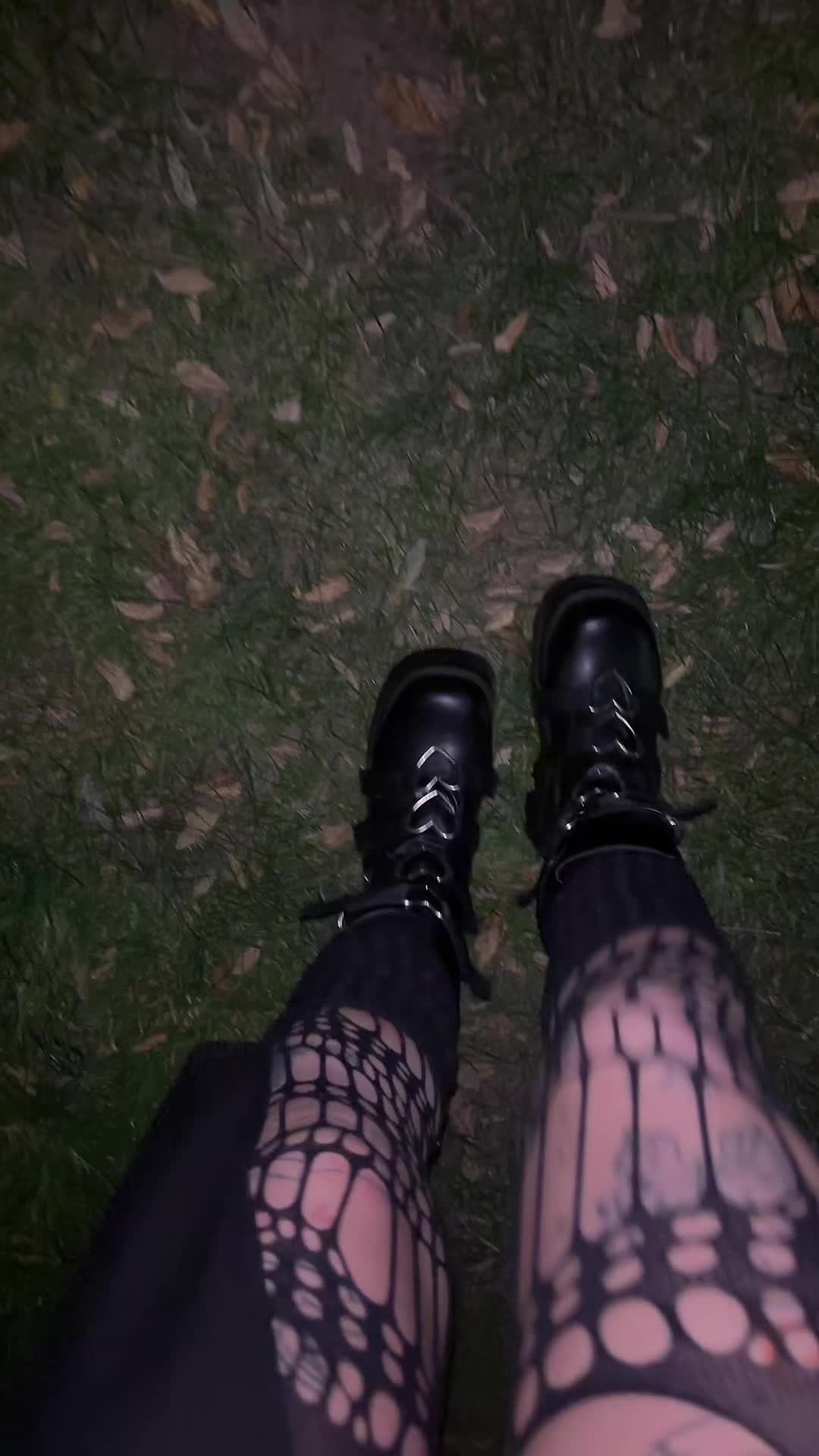 @🕷️🕸️🖤