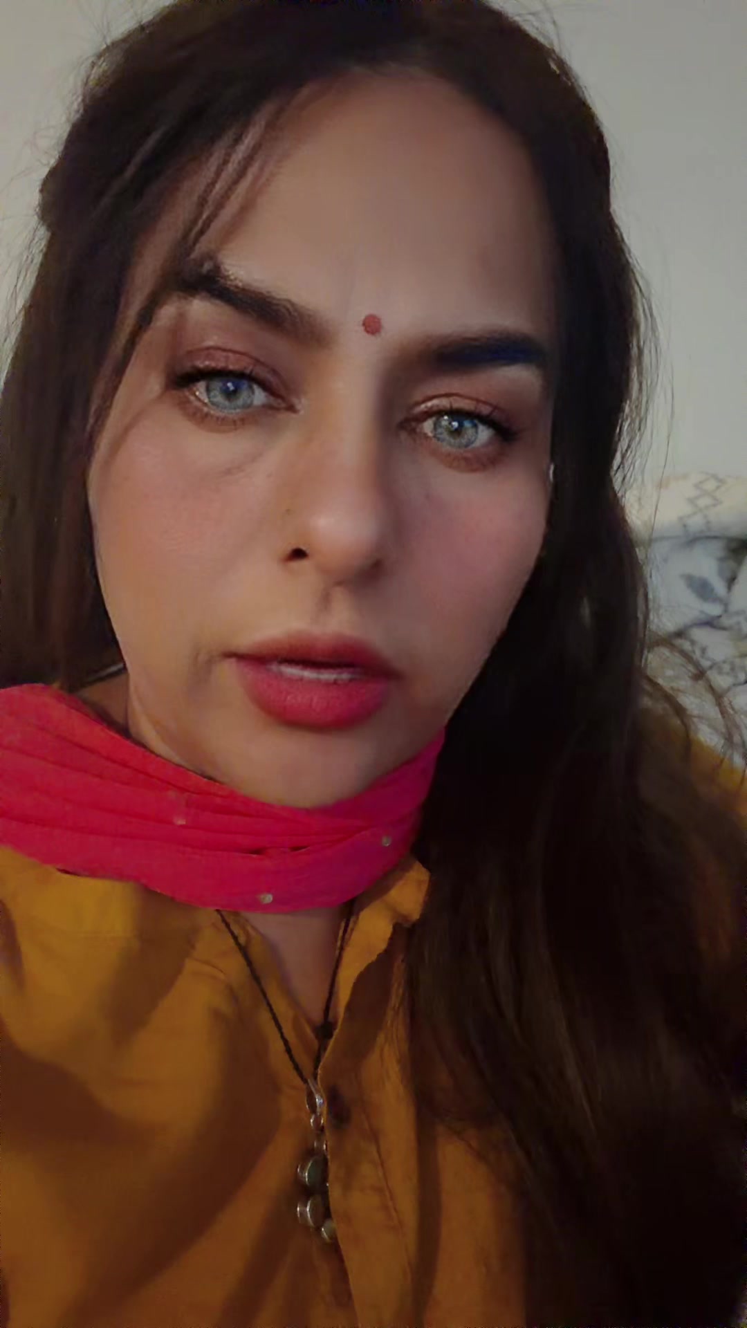 @🇨🇦Pooja Malhotra🇨🇦 💞