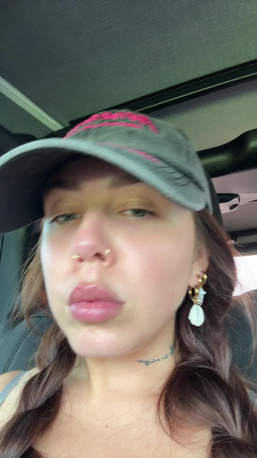 @kaylamcknight