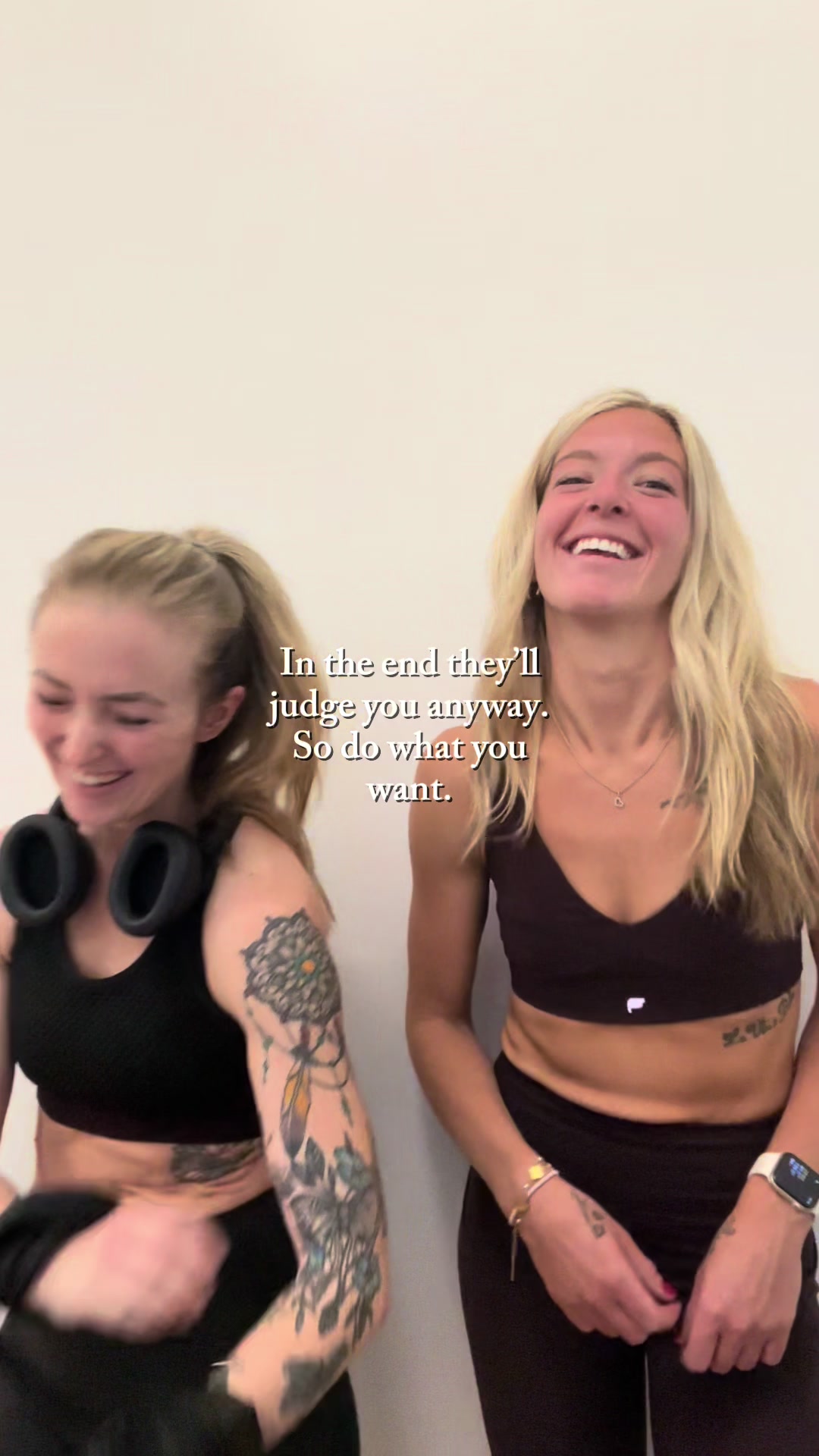 @chelsquats