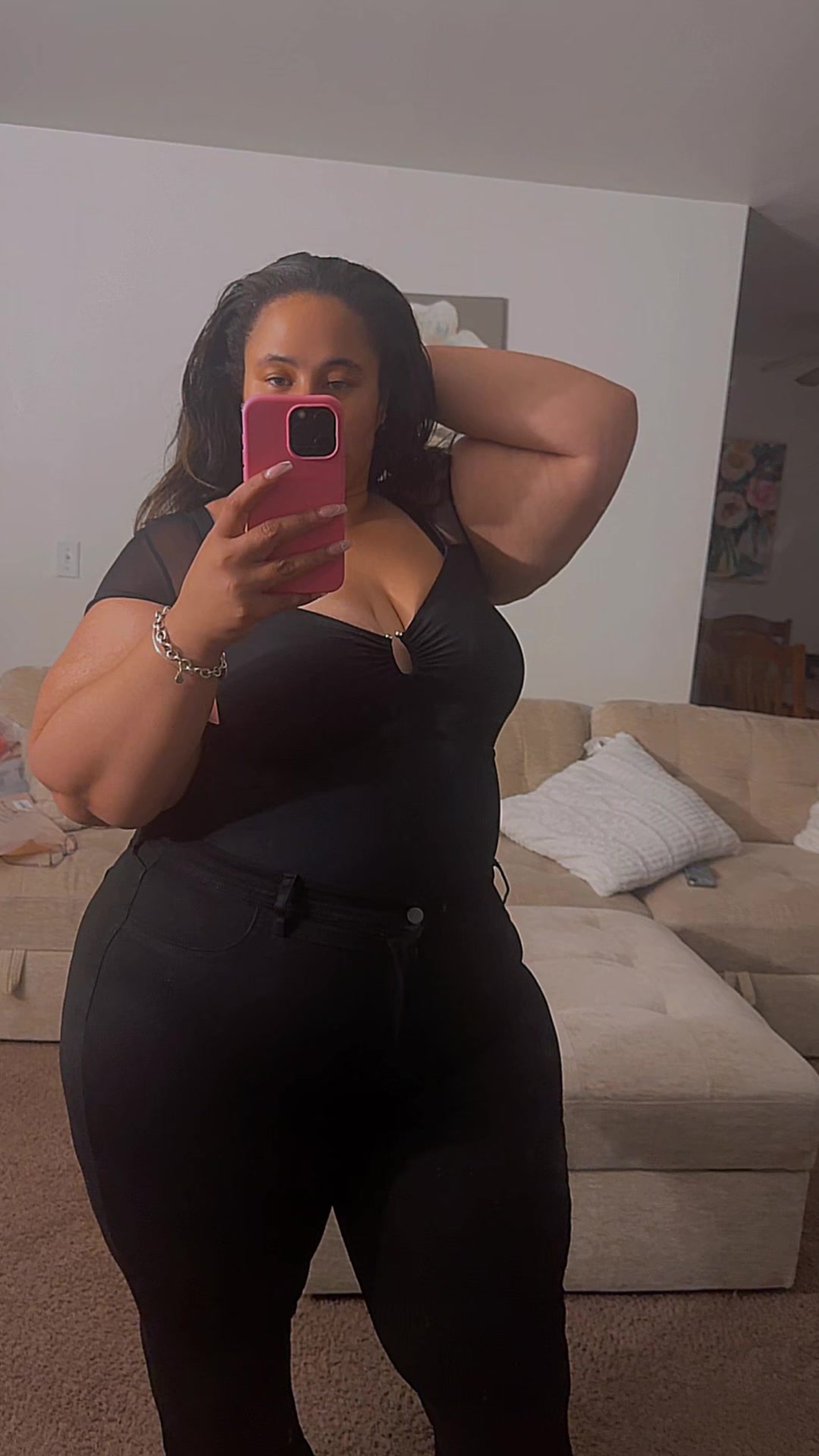 @hazel_eyez_thick_chic