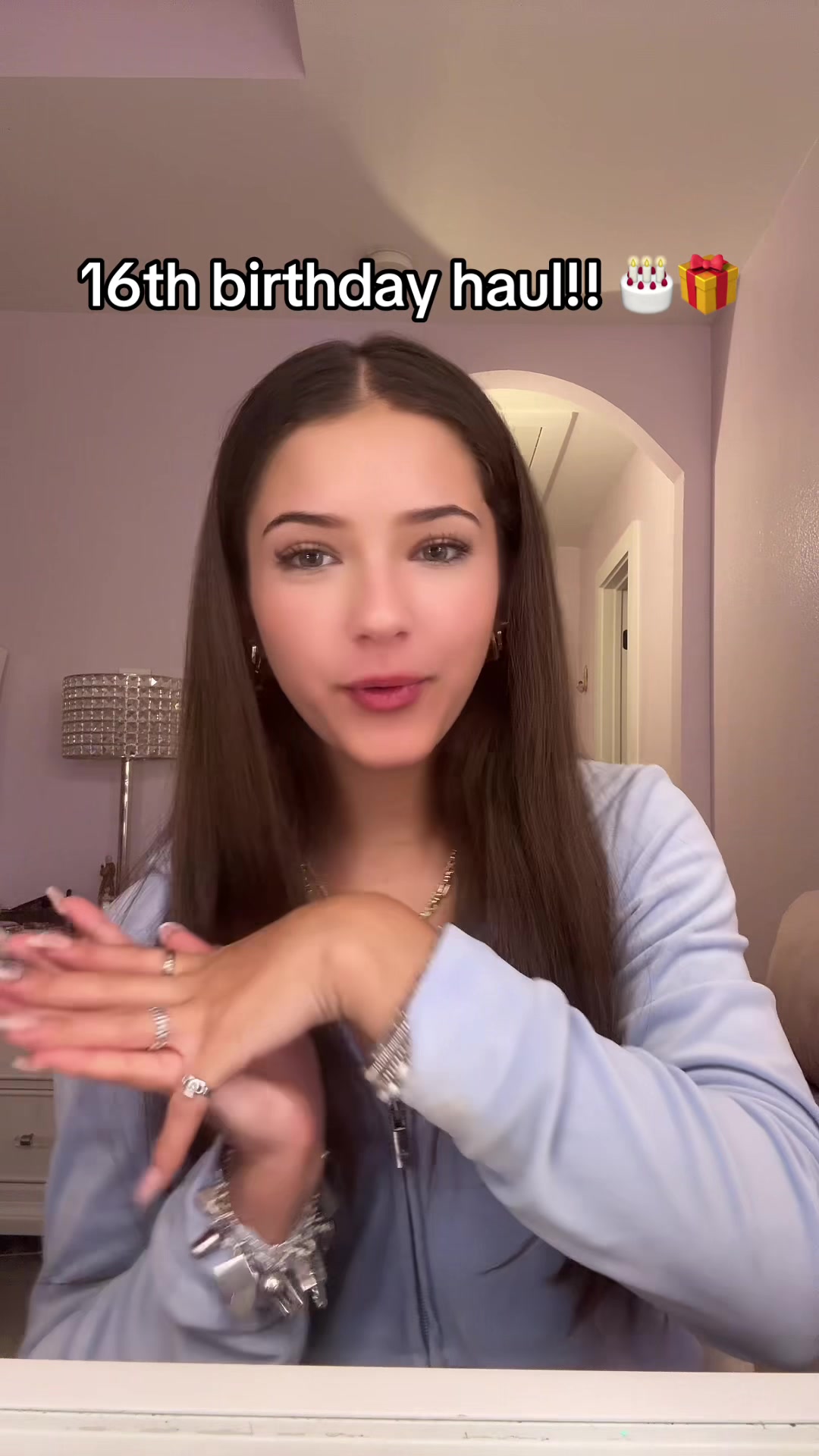 @Alyvia