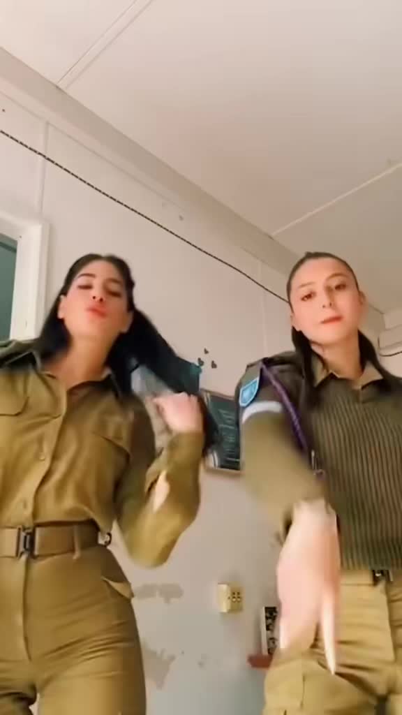 @brvlcon1