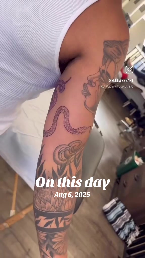 @Elle Webb | Tattoo Artist