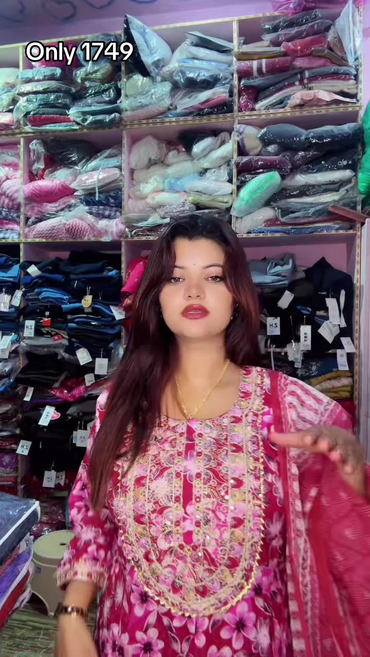 @Darshana Fashion on