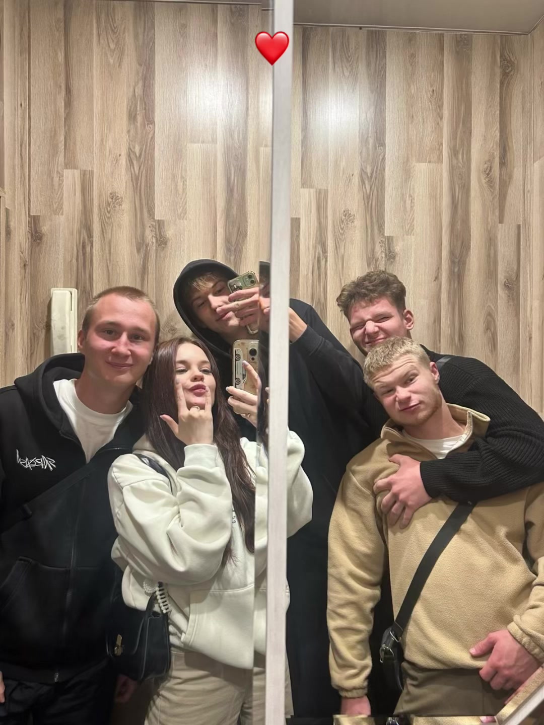 @koostikZ