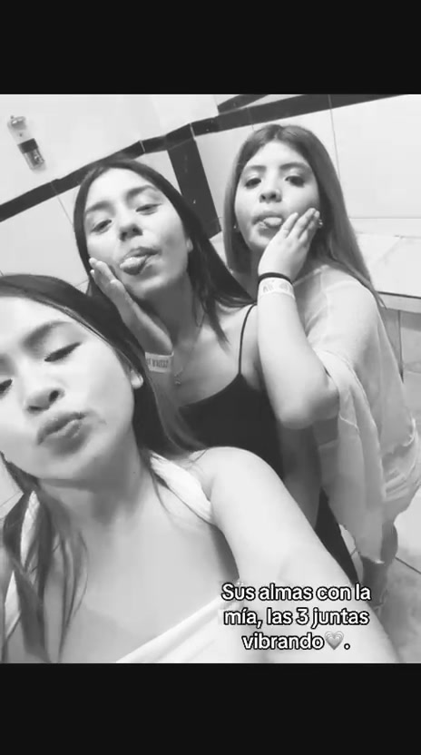 @Ani💗.