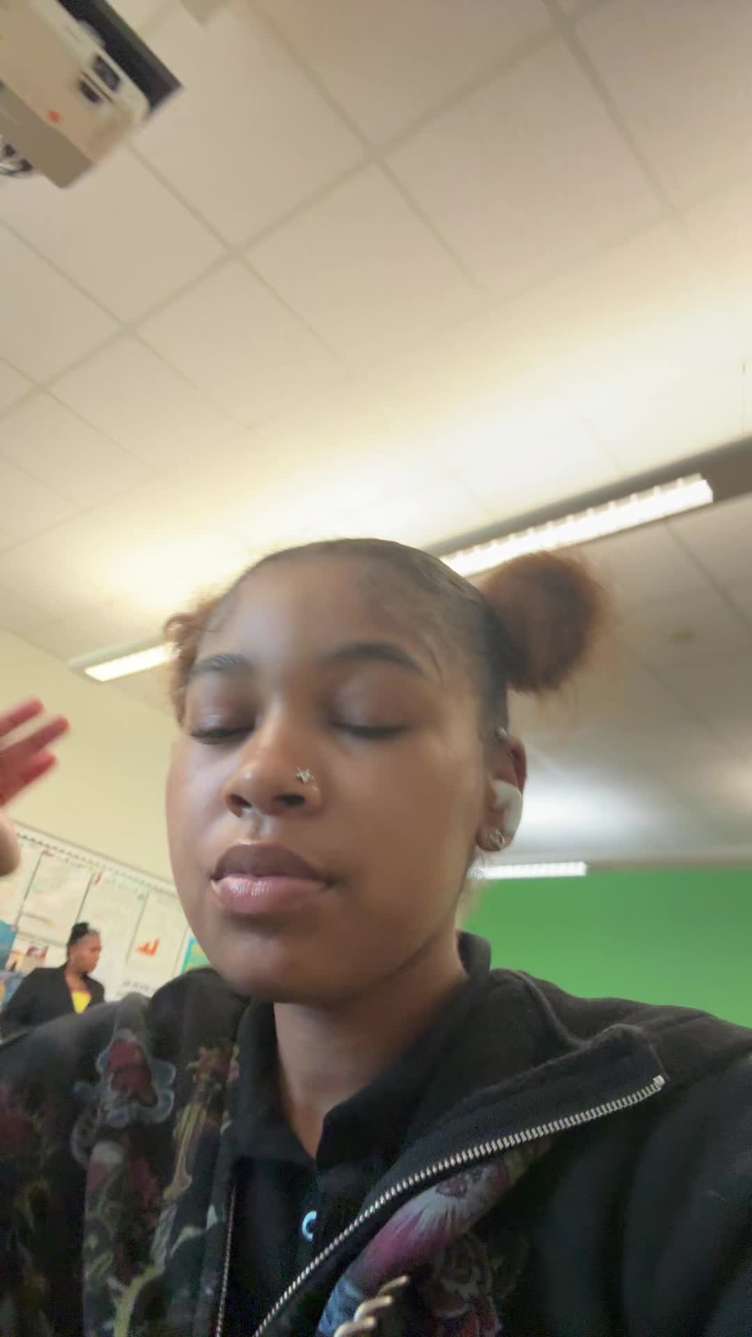 @peachesncreamm77