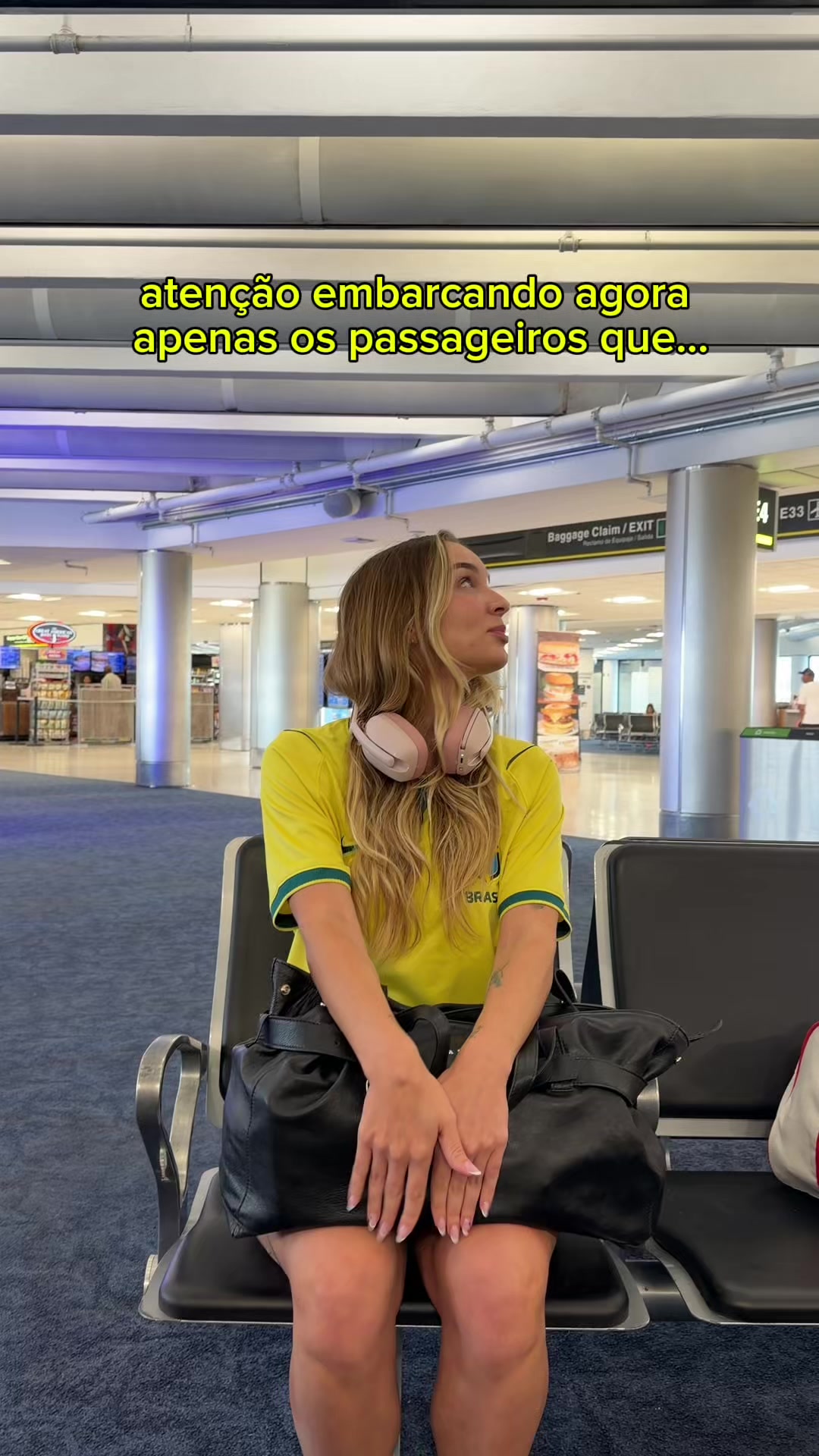@Bri F - Meiobrasileira