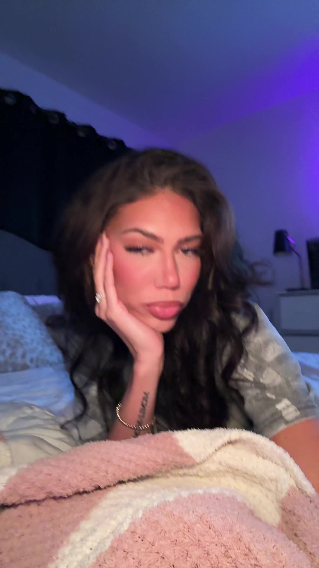 @d.unknownlightskin