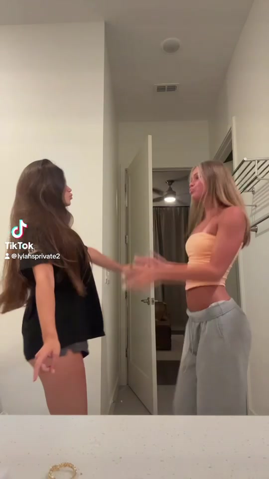 @Ella😜