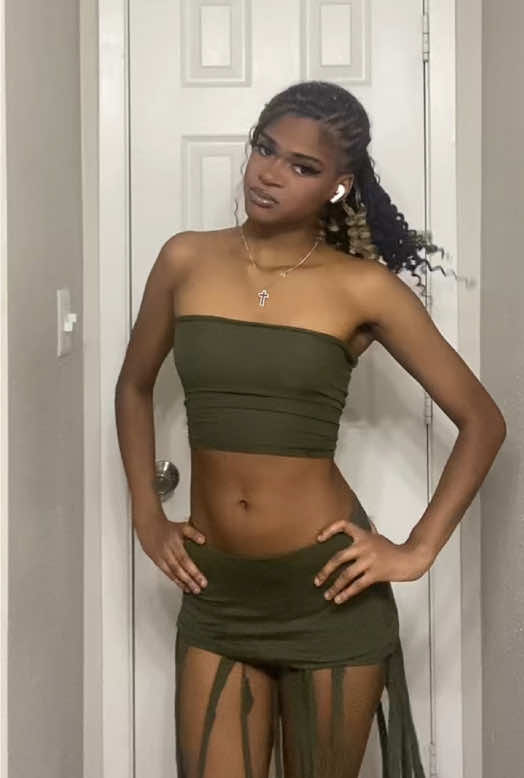 @LariahDeanne