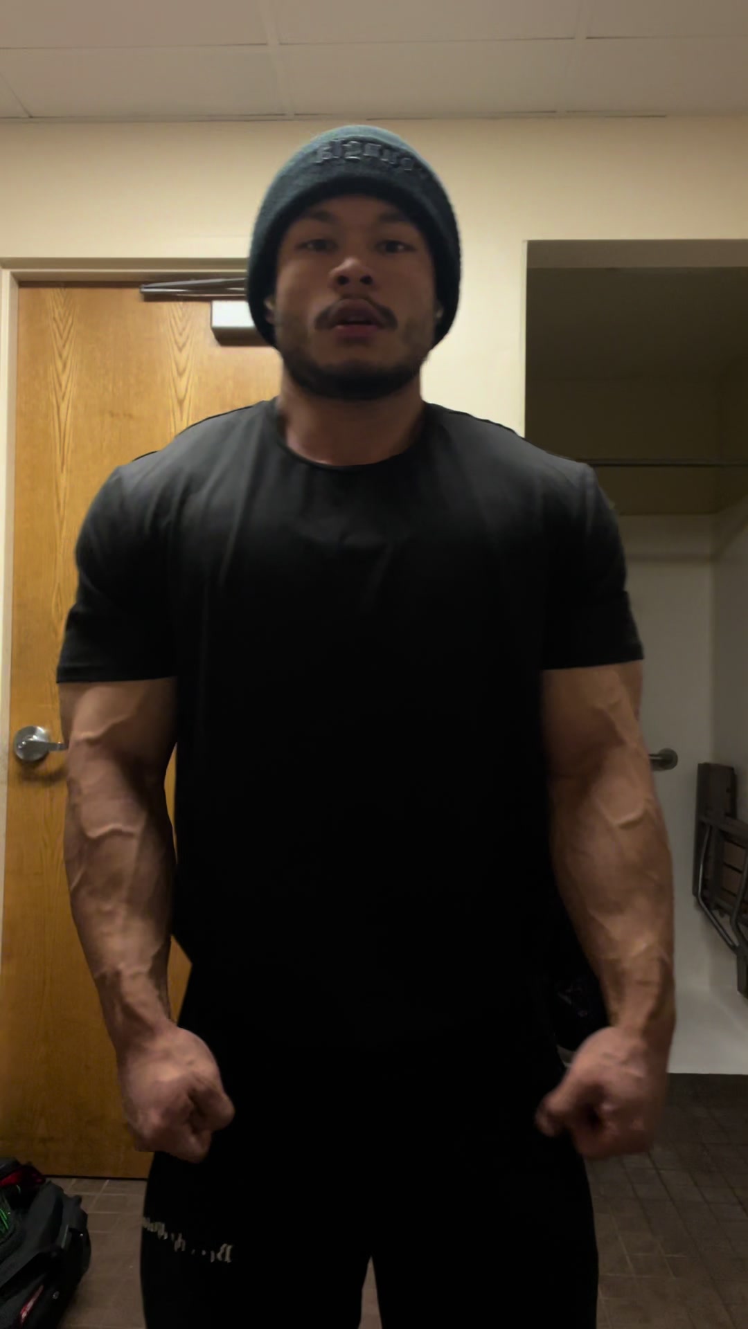 @Extralarge24