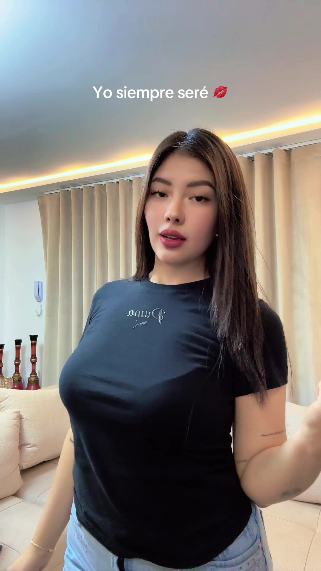 @EuniceDomenique