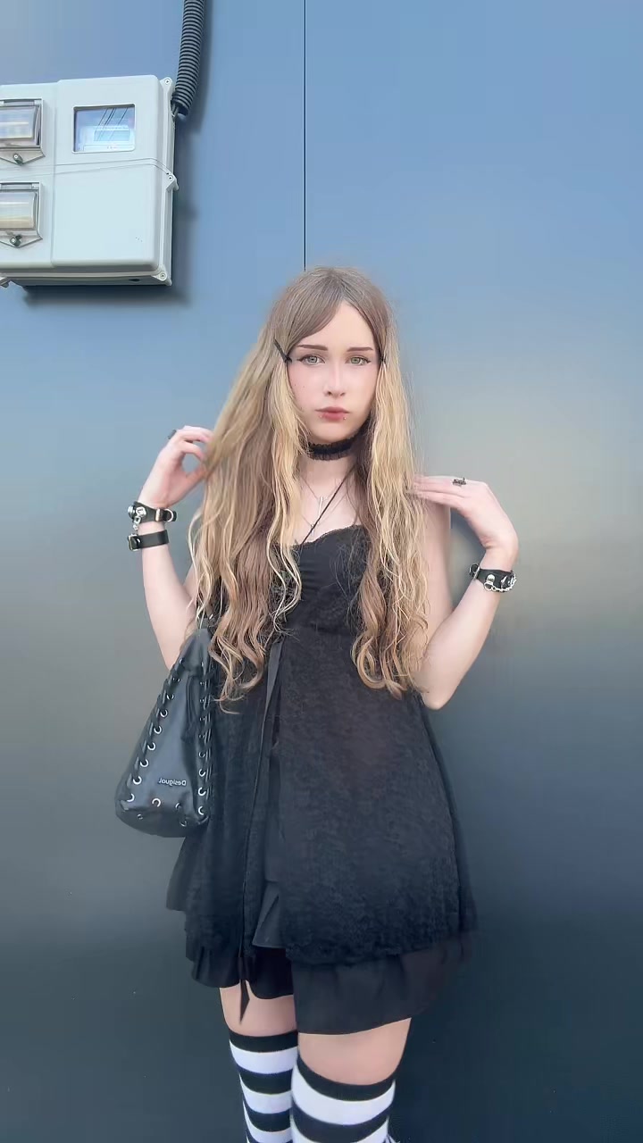 @addictedtoyoulikeadrug