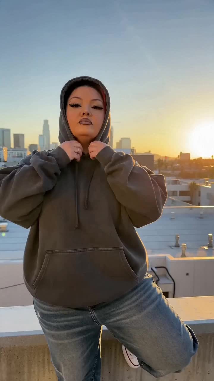 @Kim.no.kardashian