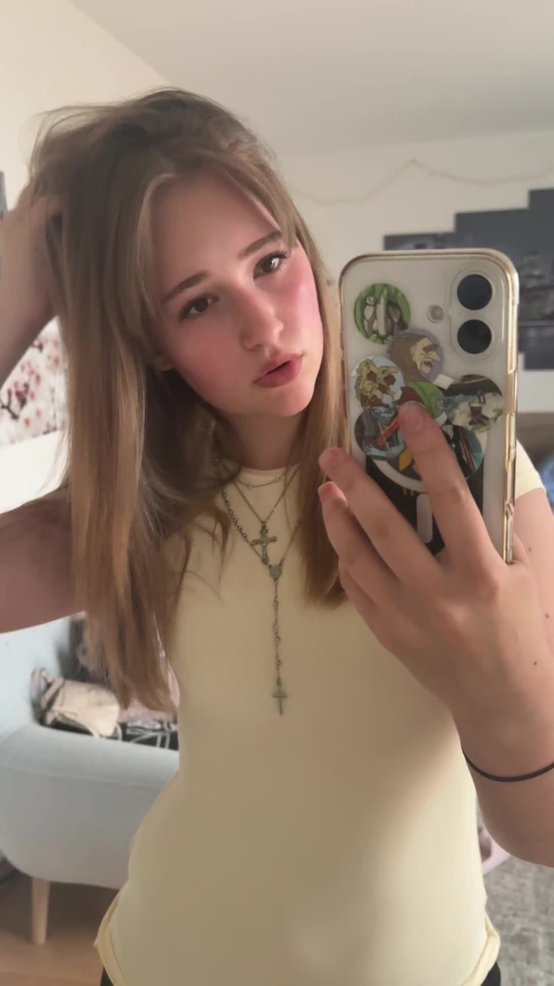 @Juliiiaa