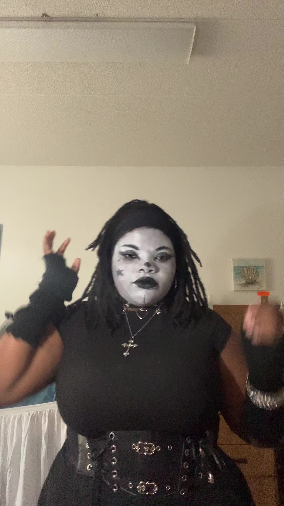 @Lilith
