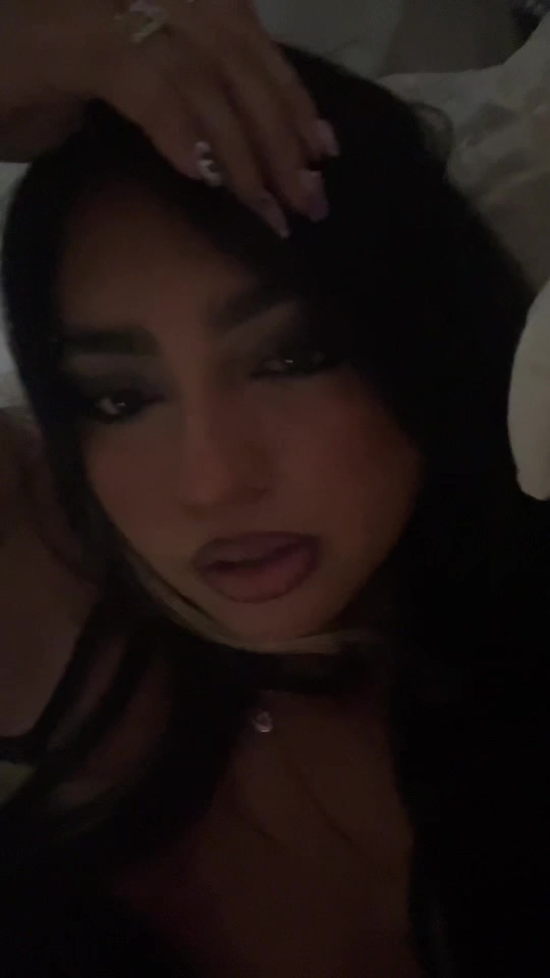 @️