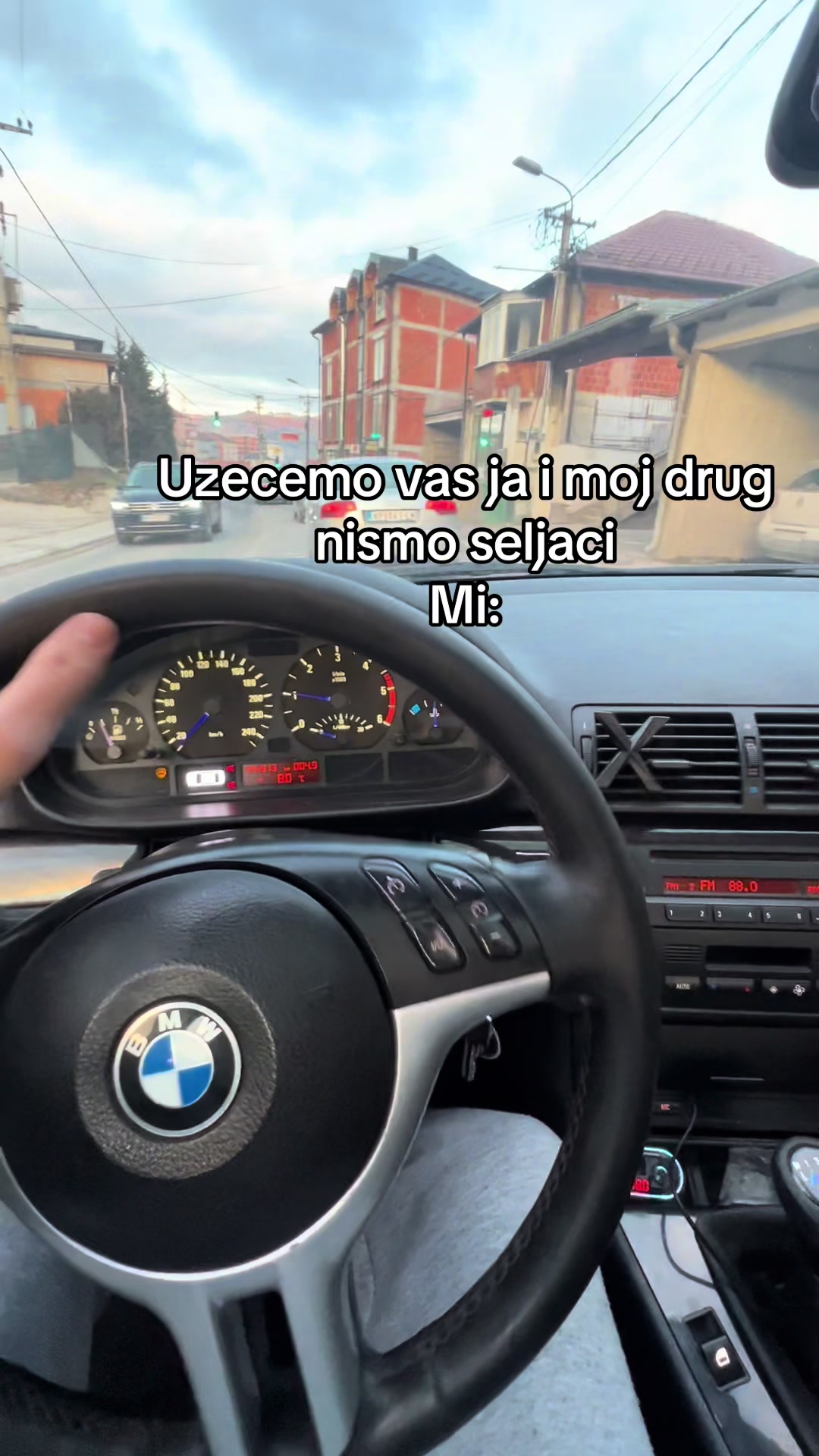 @becoviic