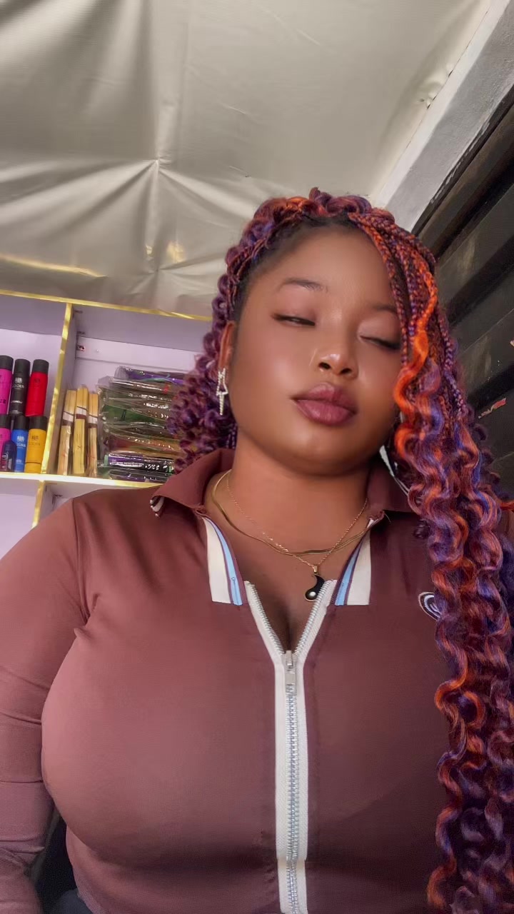 @Creamyqueen