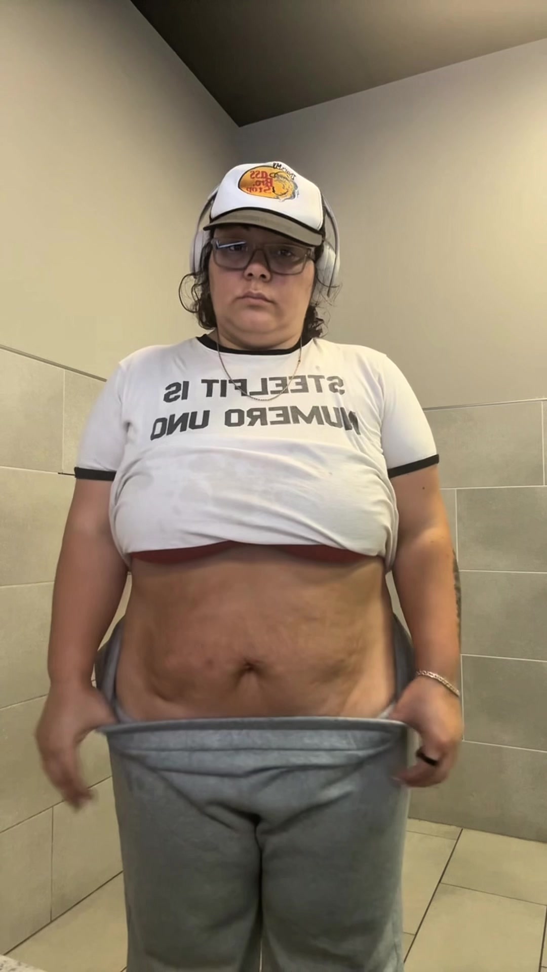@Thefinestcurves