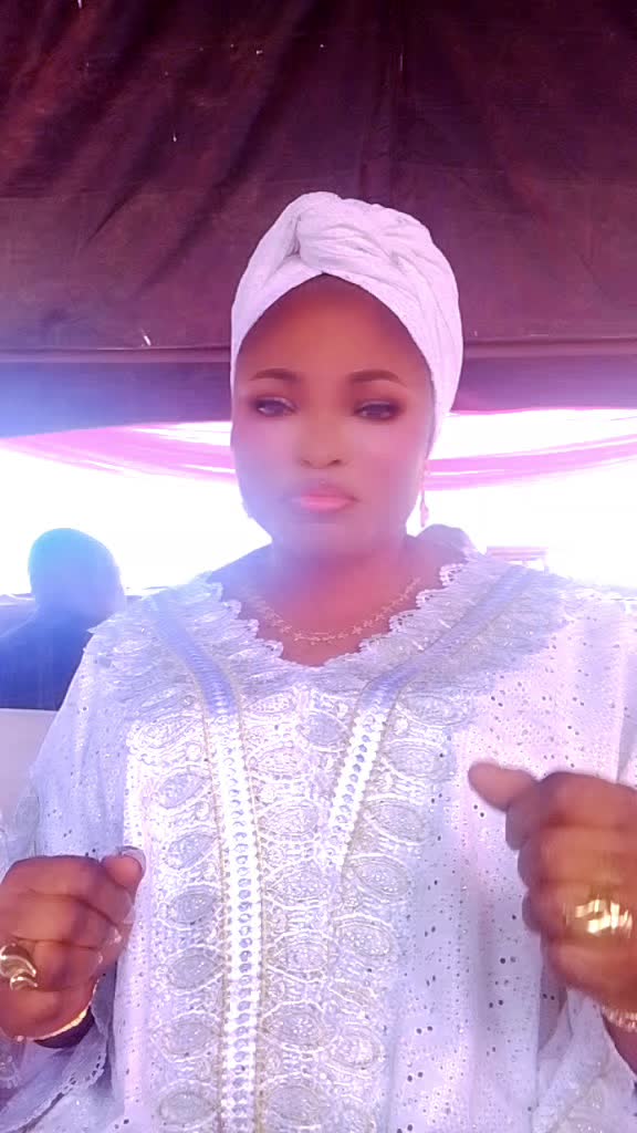 @ADEOLA 💕🥰💞