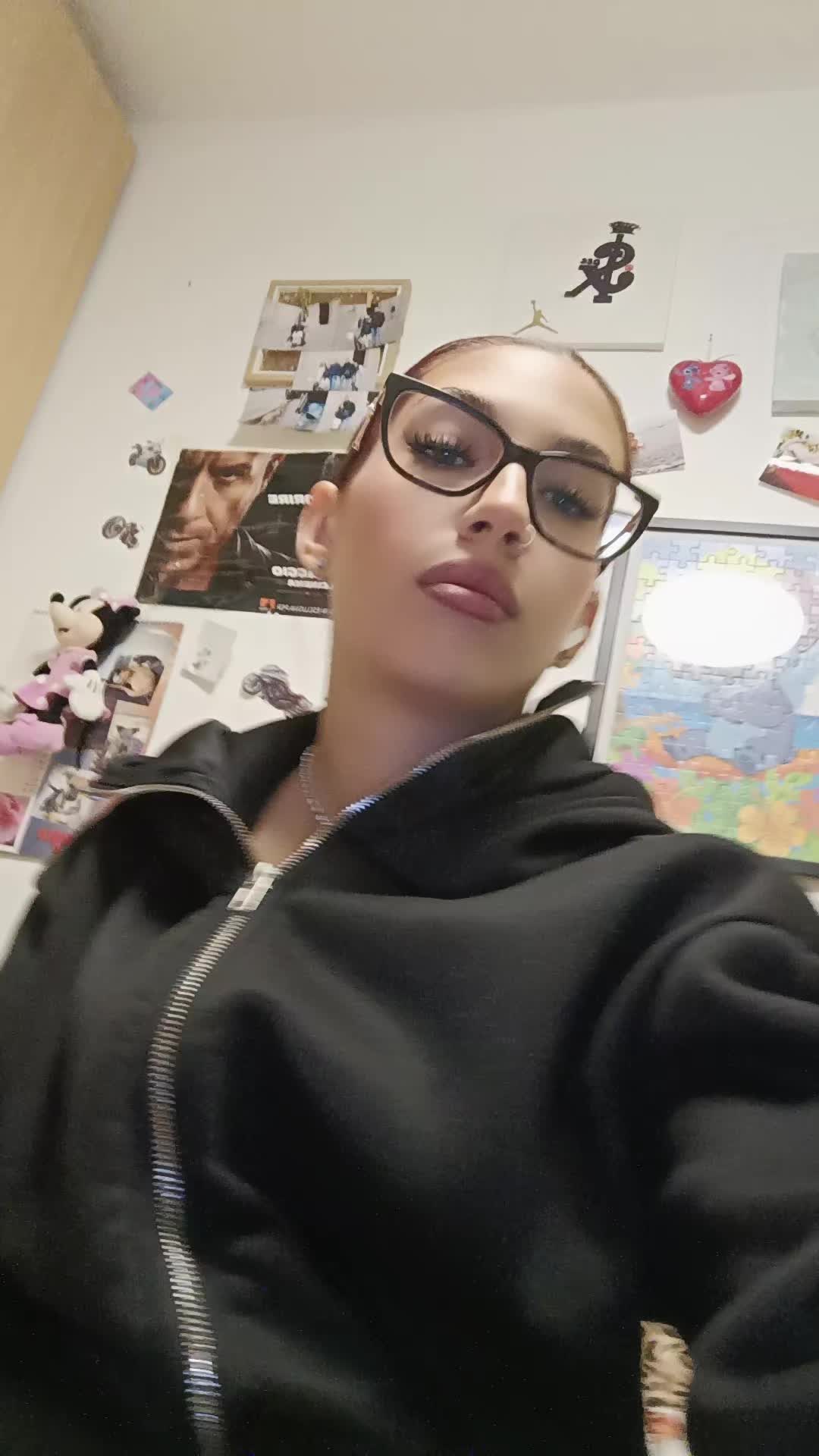 @👸🏻