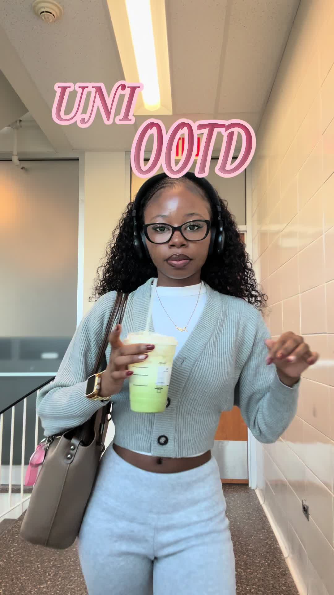 @Angel🌸