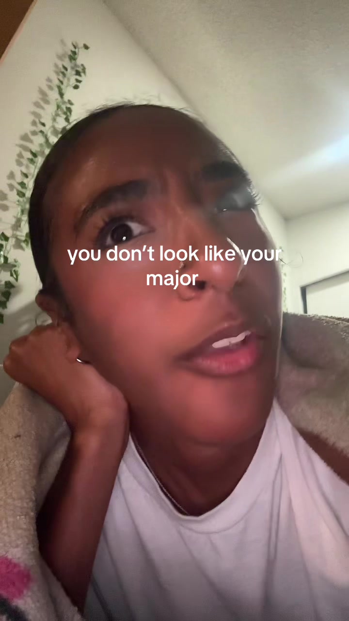 @💩