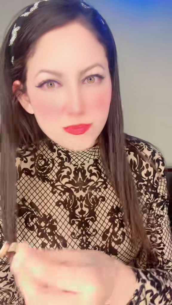 @🦋Moon Mehraj👸🦋