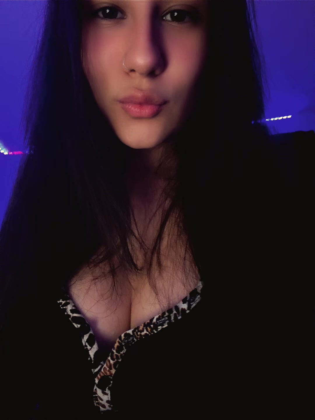 @♱