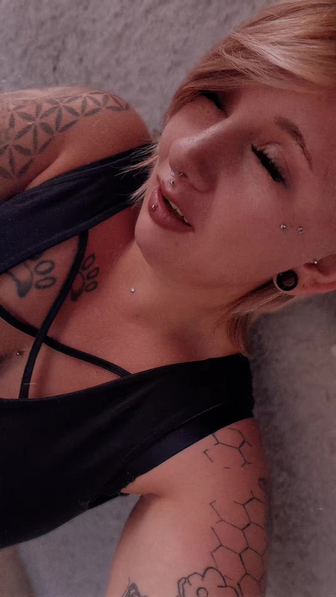 @MrsUnbekannt