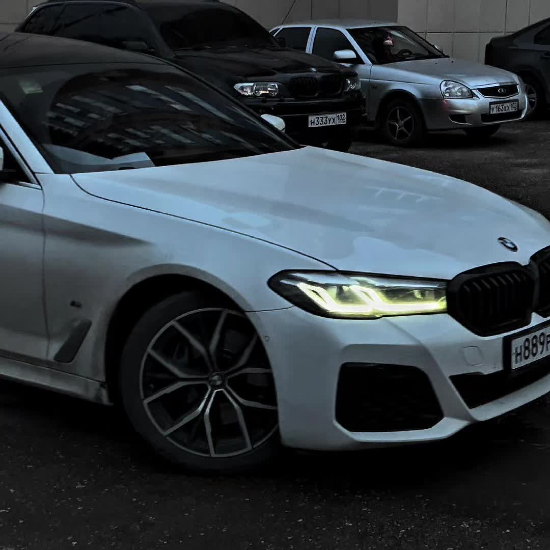 @𝐭𝐭.𝐬𝐧𝐢𝐜𝐤𝐞𝐫𝐬 🖤