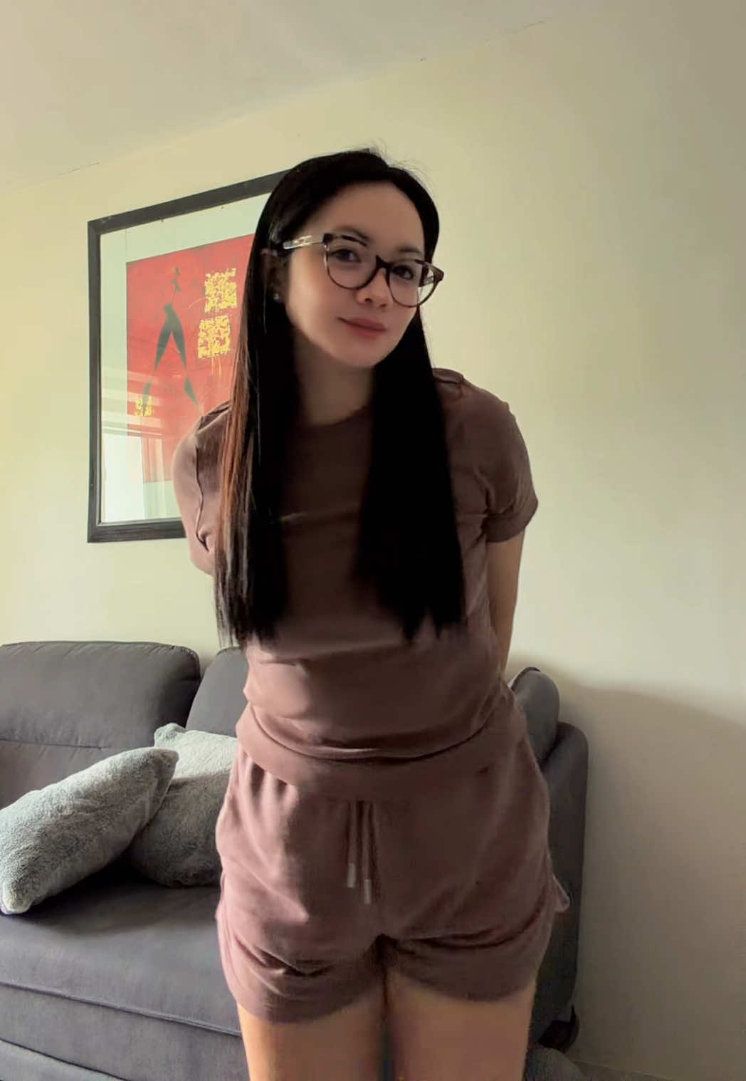 @AmoreHearts