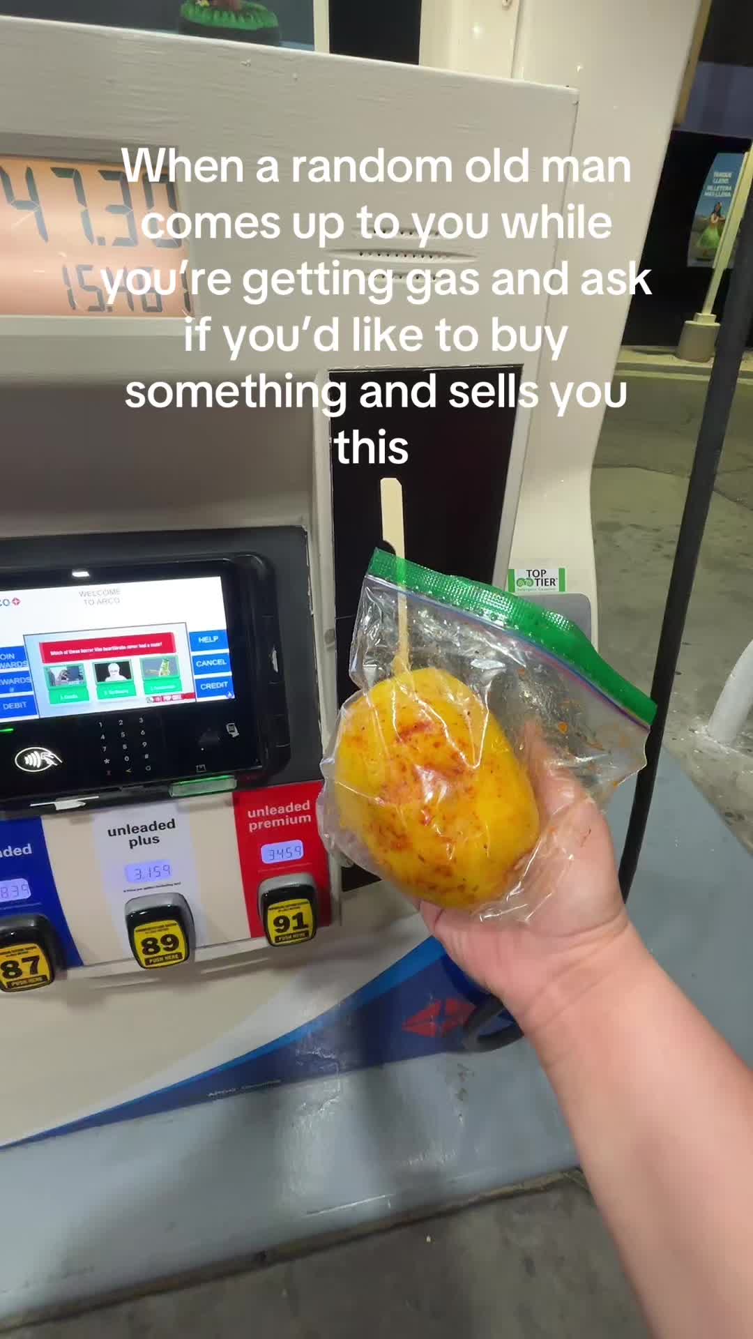 @_strawberrypoundcake