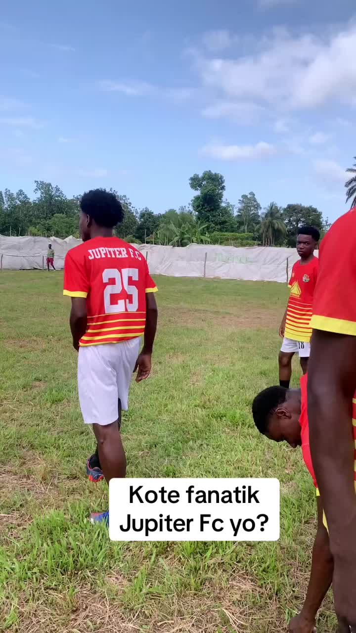 @D&egrave;nyel&egrave;_promo18